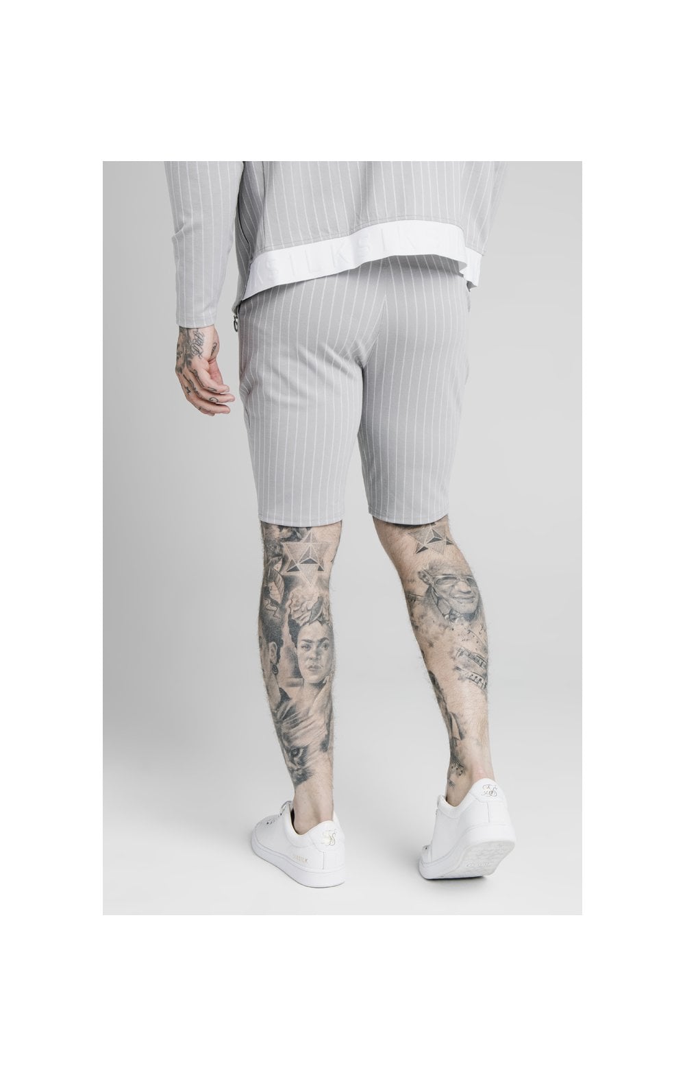 Laad de afbeelding in de Galerij viewer, SikSilk Dual Stripe Poly Shorts - Grey &amp; White (1)