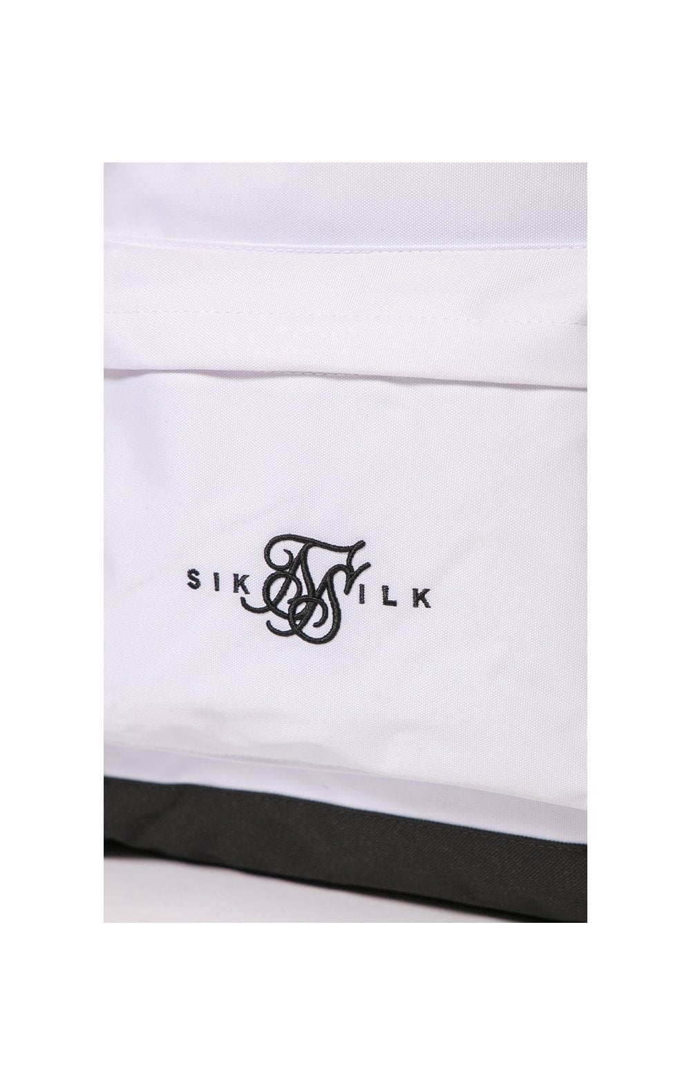 Laad de afbeelding in de Galerij viewer, SikSilk Dual Logo Backpack - White &amp; Black (1)
