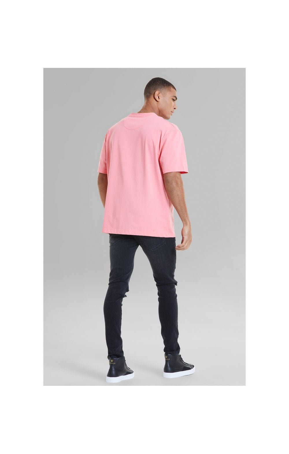 Laad de afbeelding in de Galerij viewer, Pink Relaxed Fit T-Shirt (6)