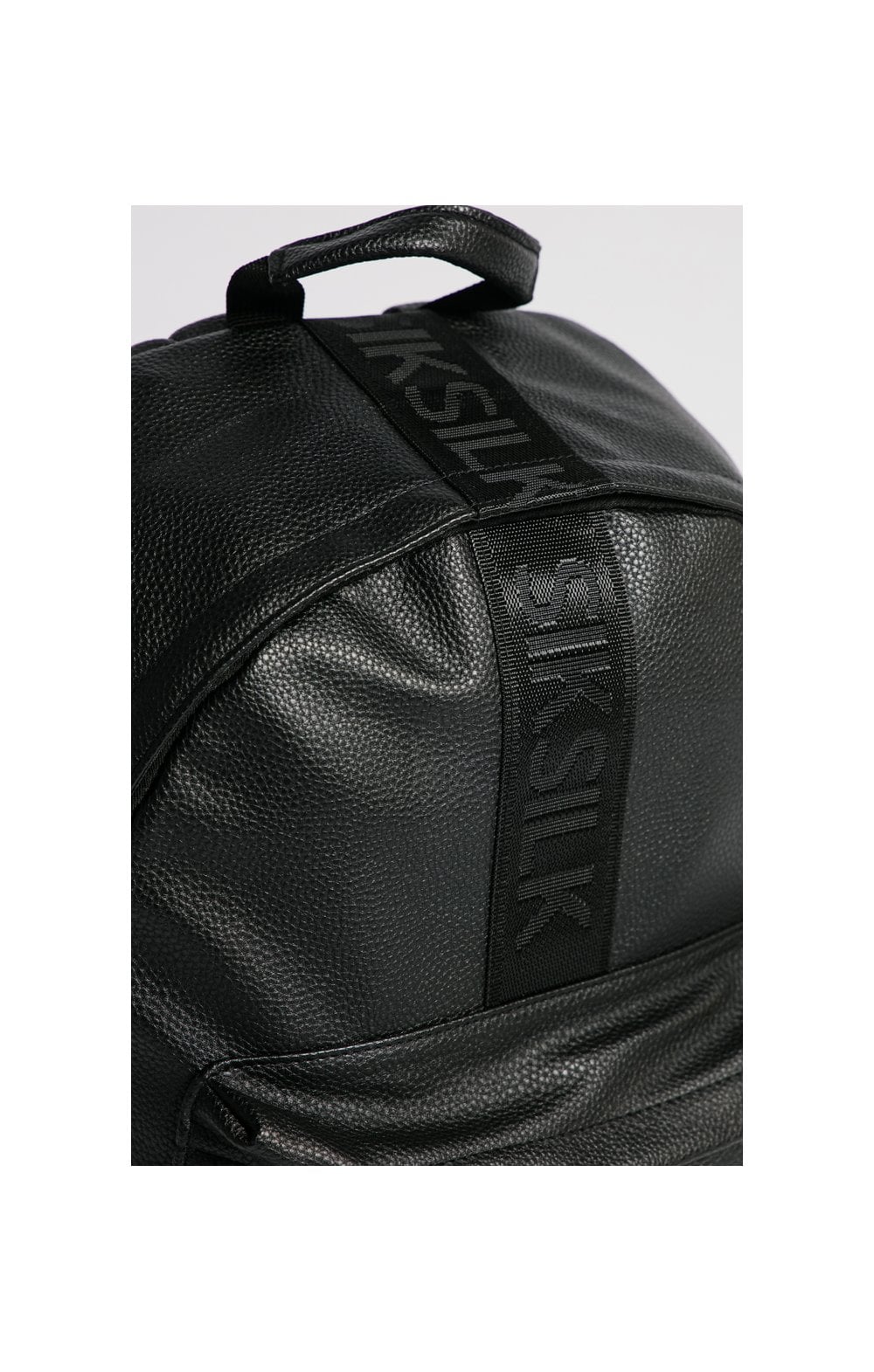 Laad de afbeelding in de Galerij viewer, SikSilk Essential Backpack - Black (4)