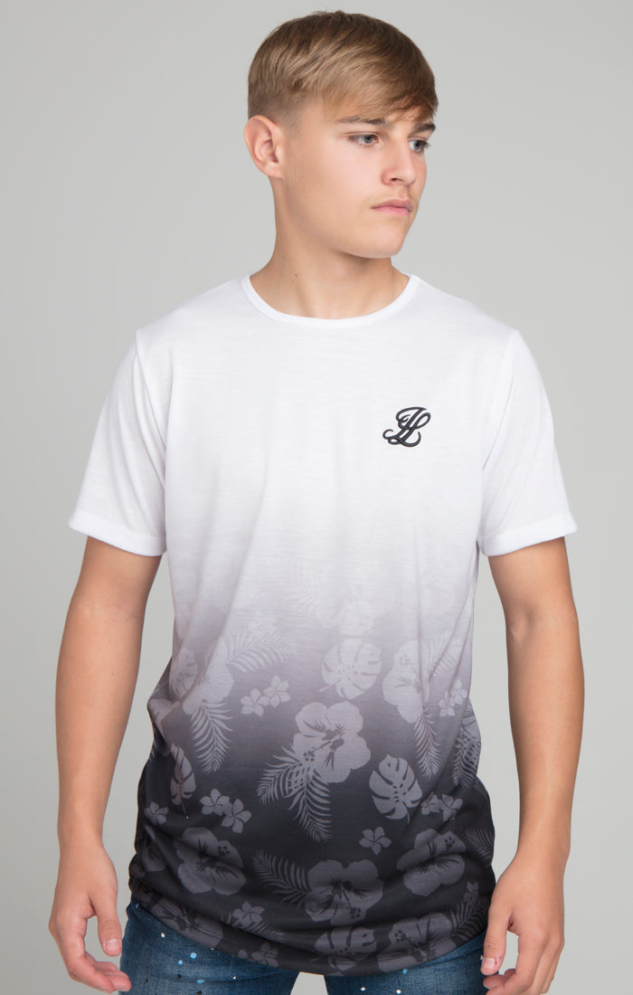 Laad de afbeelding in de Galerij viewer, Boys Illusive White Floral Fade T-Shirt