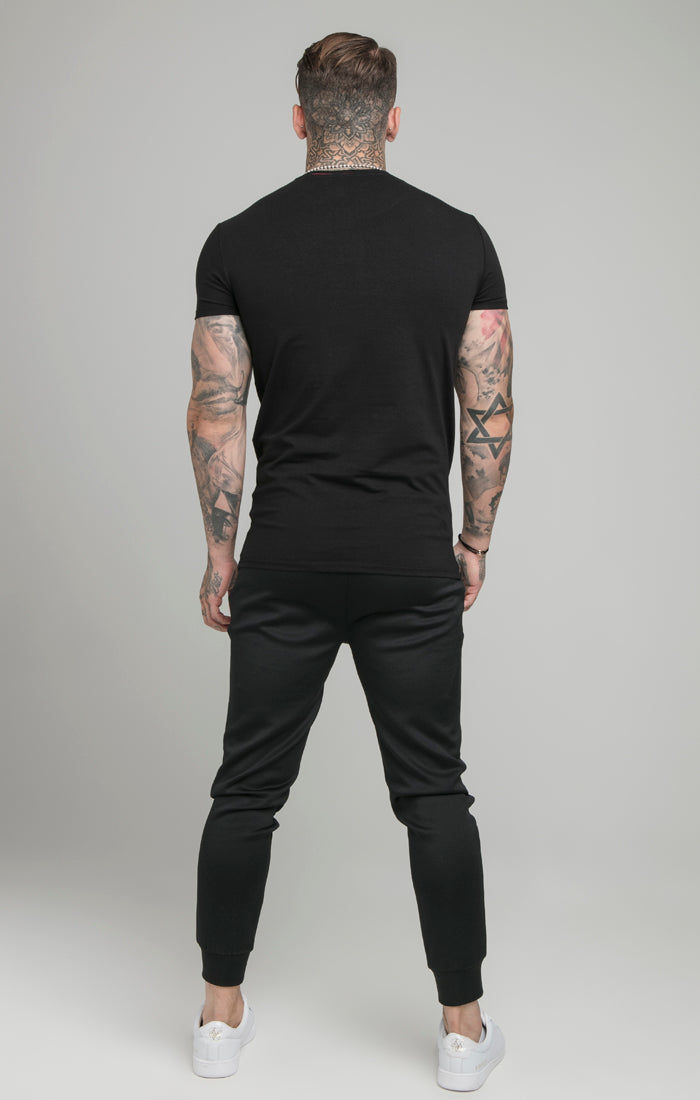 Laad de afbeelding in de Galerij viewer, Black Embroidered Muscle Fit T-Shirt (4)