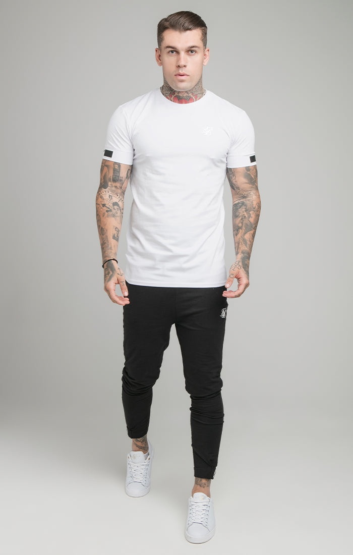 Laad de afbeelding in de Galerij viewer, White Cuff Muscle Fit T-Shirt (4)