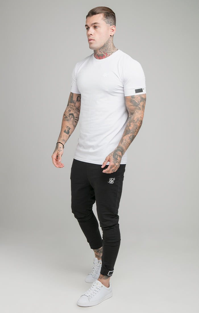 Laad de afbeelding in de Galerij viewer, White Cuff Muscle Fit T-Shirt (2)