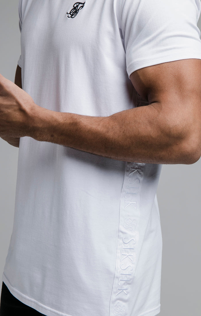 Laad de afbeelding in de Galerij viewer, White Tape Muscle Fit T-Shirt (1)