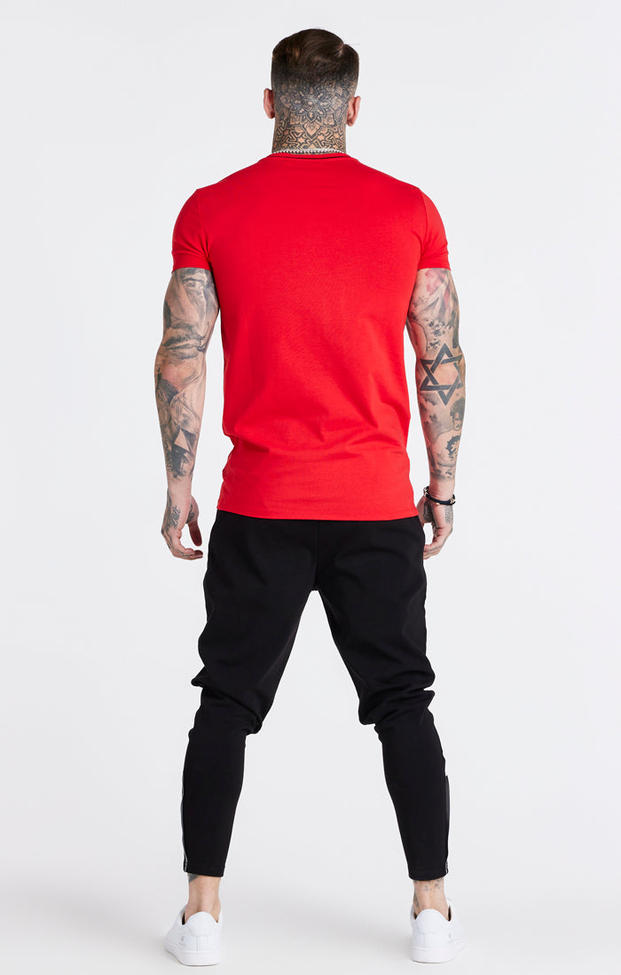 Laad de afbeelding in de Galerij viewer, Camiseta de deporte SikSilk de manga corta con bordados - Rojo (5)