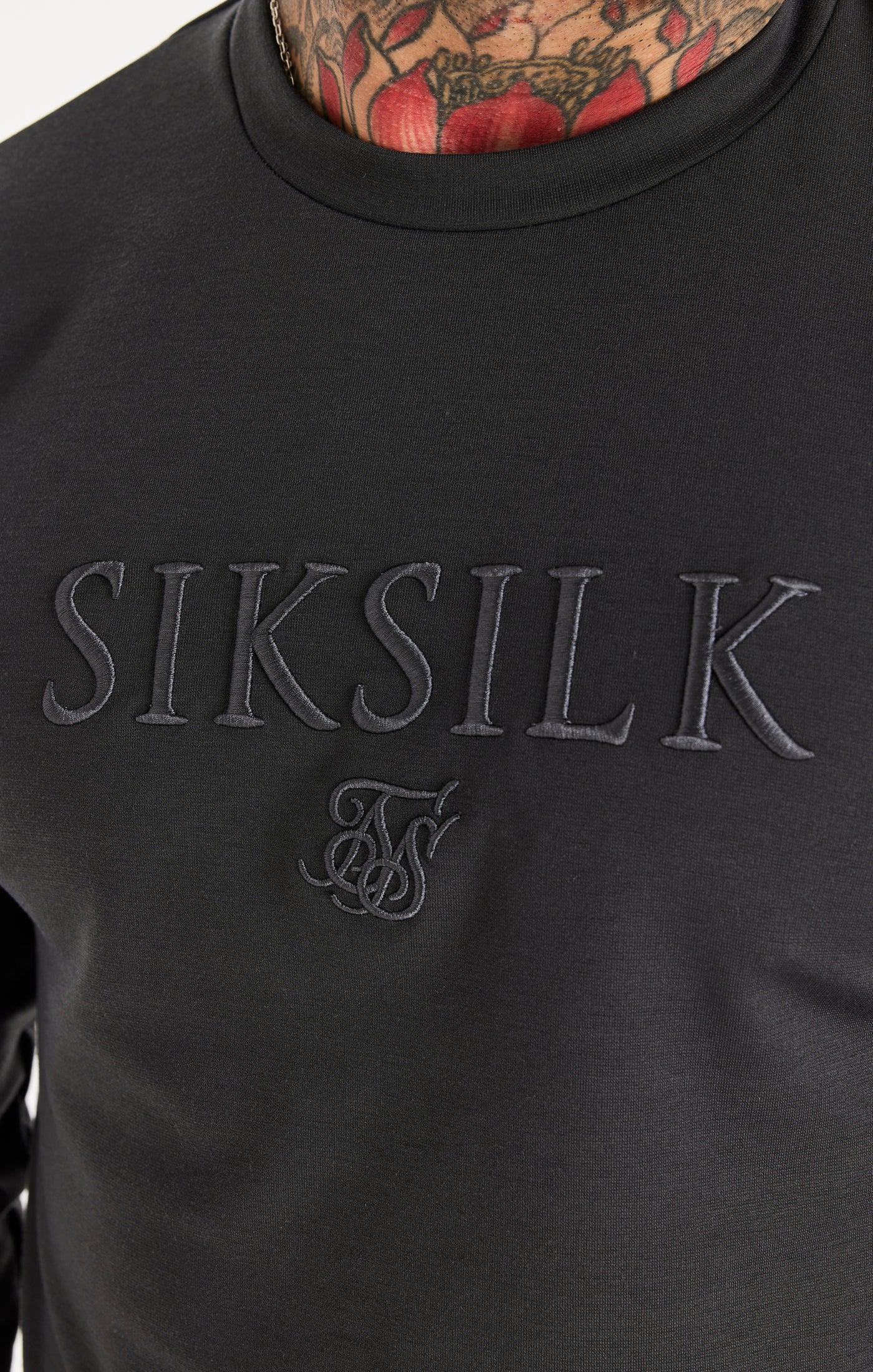 Laad de afbeelding in de Galerij viewer, SikSilk Elevate Crew Sweater - Grey (1)
