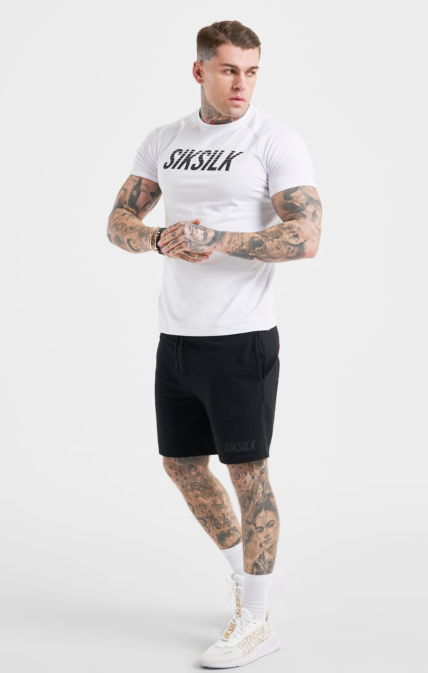 Laad de afbeelding in de Galerij viewer, Camiseta Blanca Deportiva Manga Corta (3)