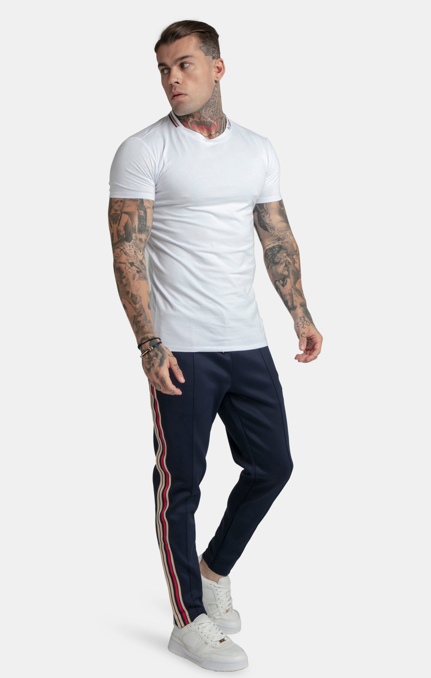Laad de afbeelding in de Galerij viewer, Camiseta de deporte Messi X SikSilk - Blanco (2)