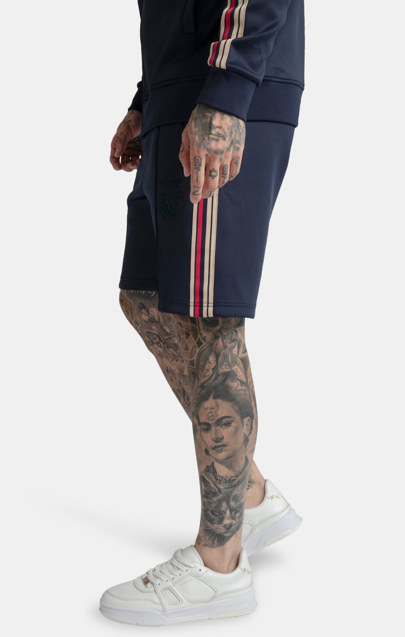 Laad de afbeelding in de Galerij viewer, Pantalones cortos anchos Messi X SikSilk - Azul marino (1)