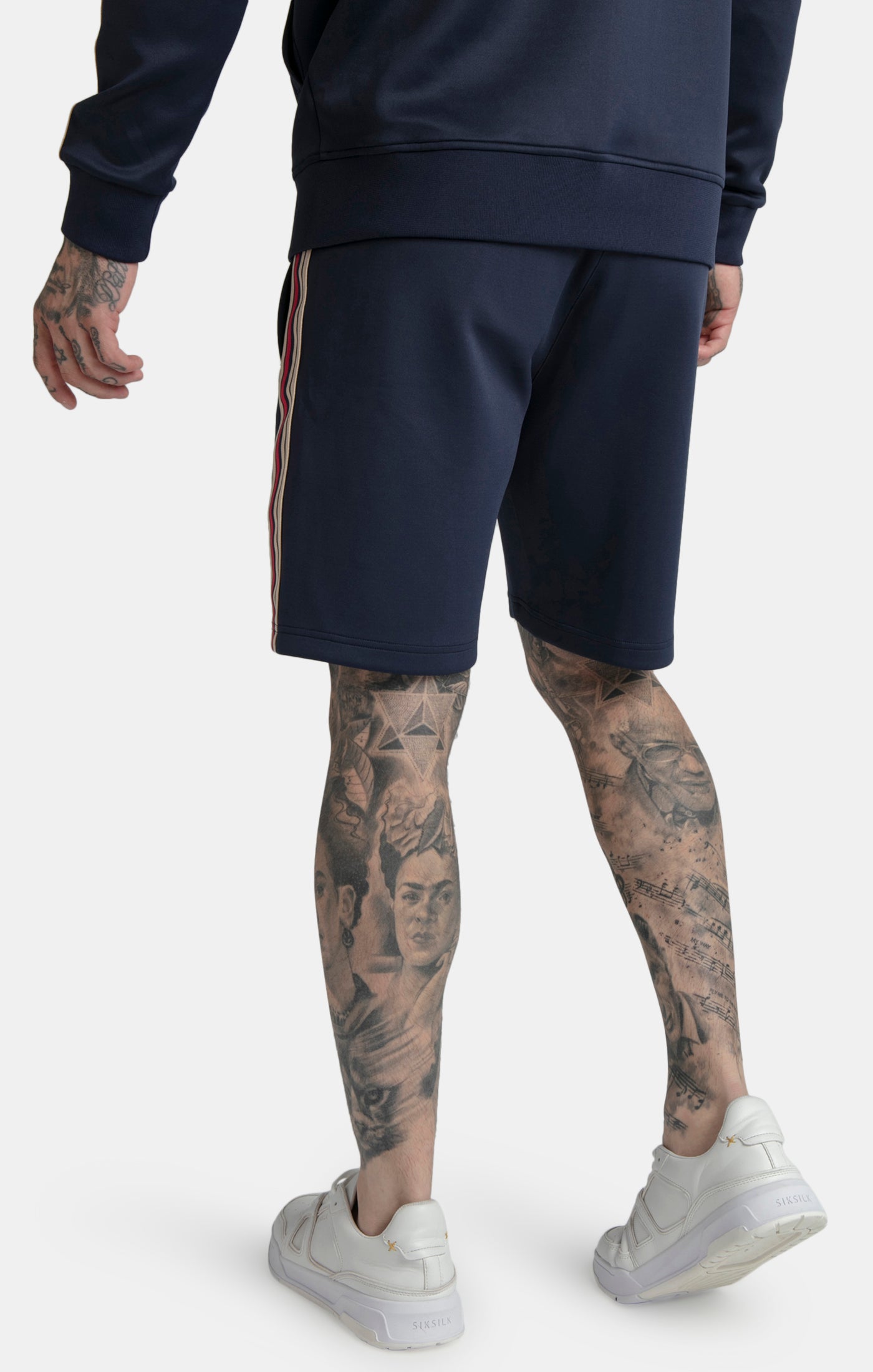 Laad de afbeelding in de Galerij viewer, Pantalones cortos anchos Messi X SikSilk - Azul marino (2)