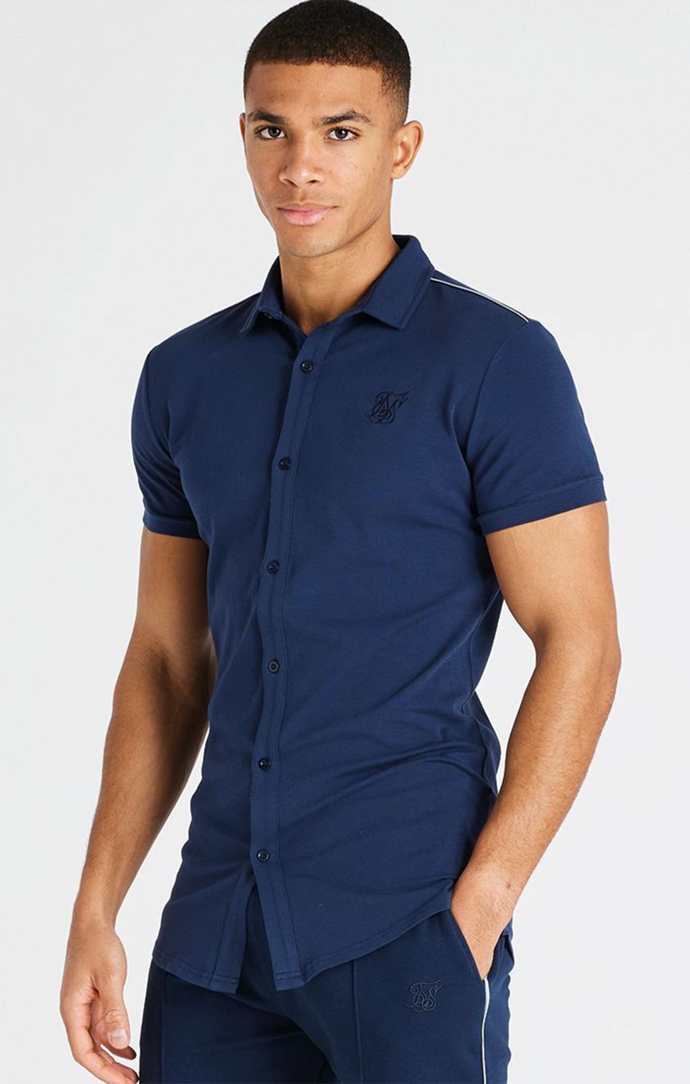 Laad de afbeelding in de Galerij viewer, Camisa SikSilk Smart Essential - Azul marino