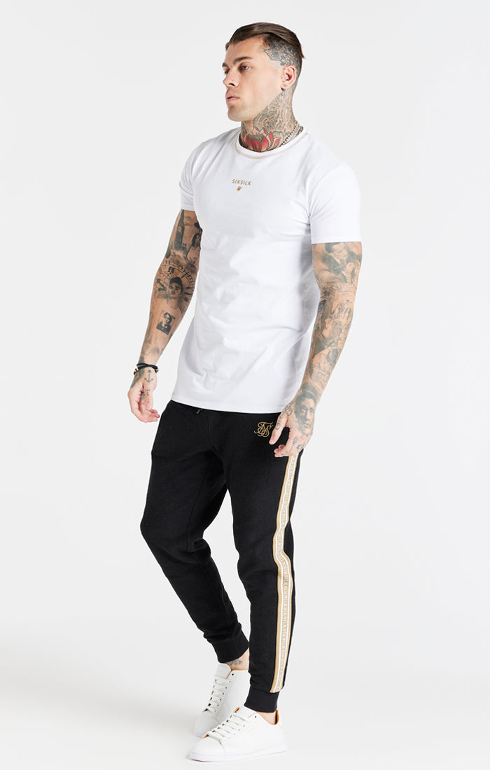 Laad de afbeelding in de Galerij viewer, White Cover Stitch Muscle Fit T-Shirt (4)