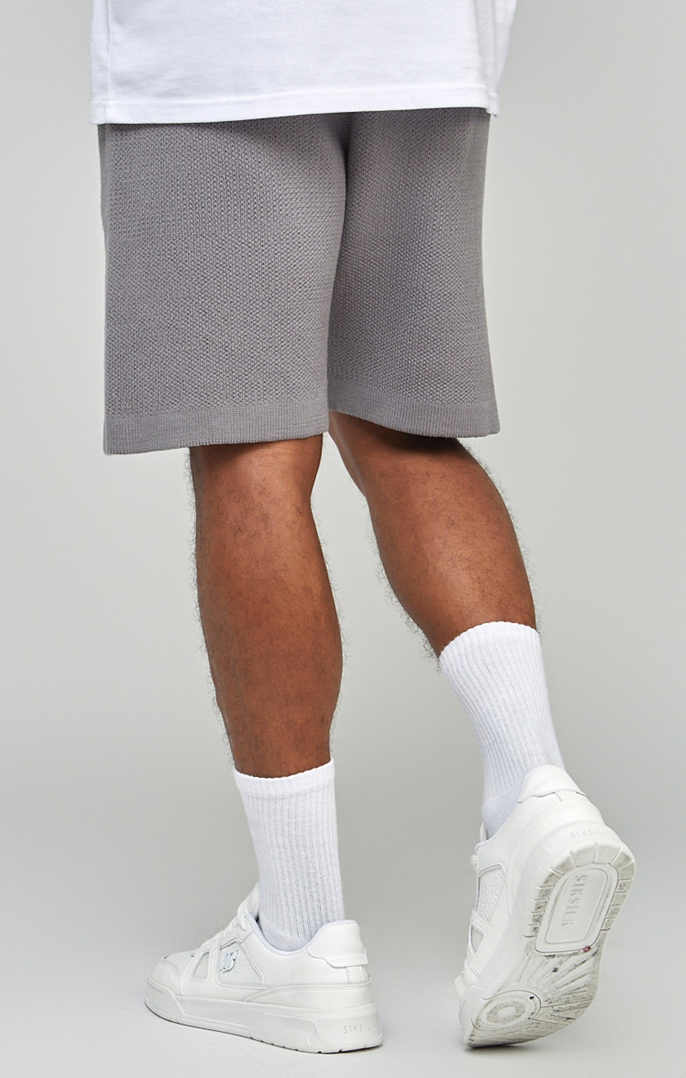 Laad de afbeelding in de Galerij viewer, Grey Knitted Shorts (2)