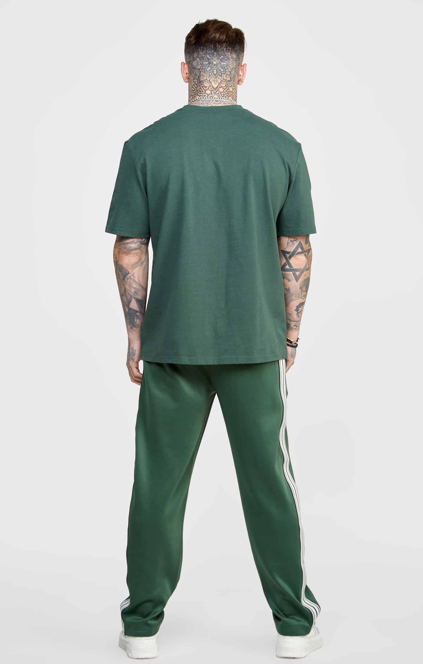 Laad de afbeelding in de Galerij viewer, Camiseta Verde Extragrande Con Gráfico (4)