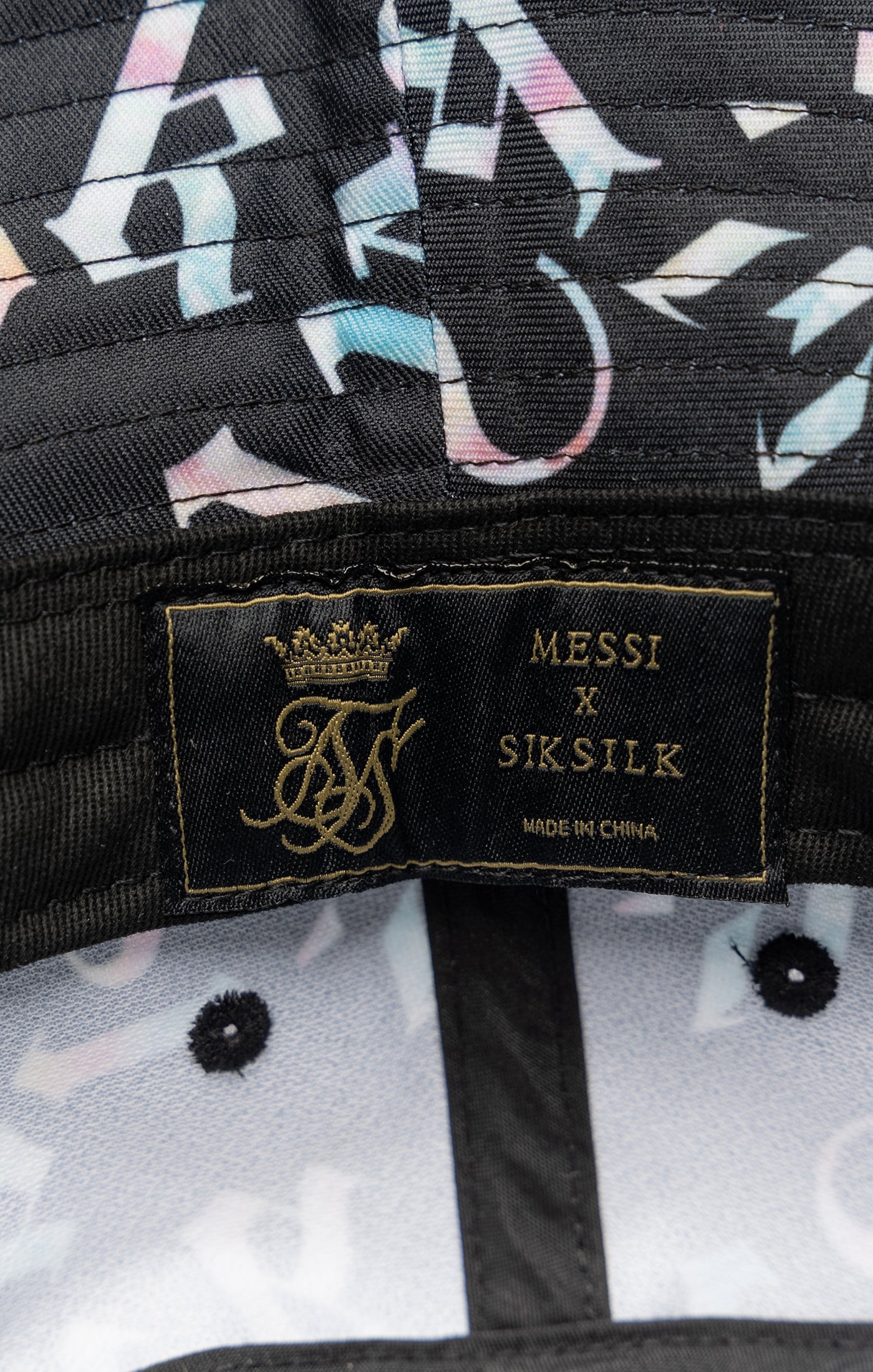 Laad de afbeelding in de Galerij viewer, Messi x SikSilk AOP Bucket Hat - Black (1)