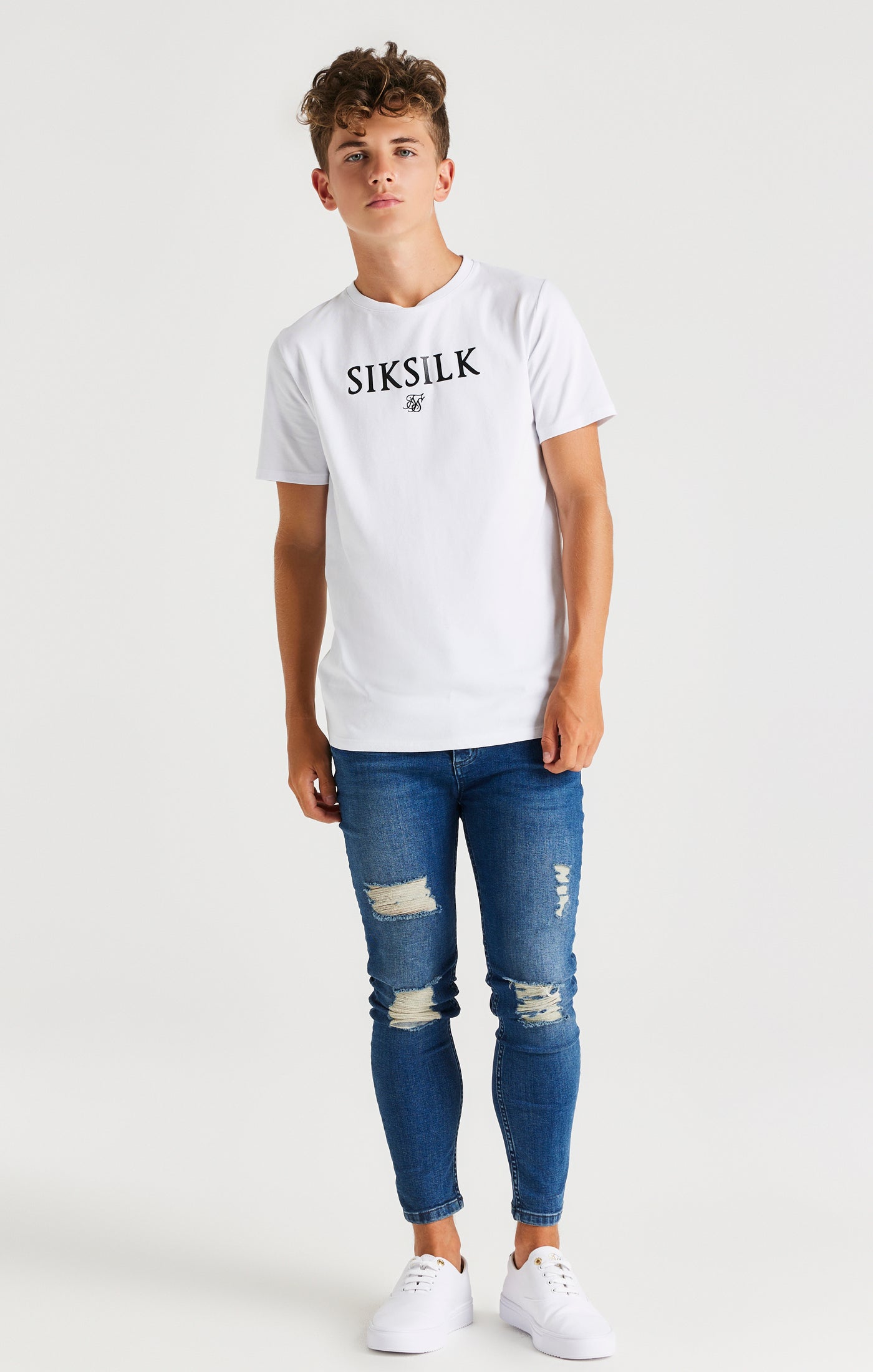 Laad de afbeelding in de Galerij viewer, Camiseta SikSilk con la marca - Blanco (2)