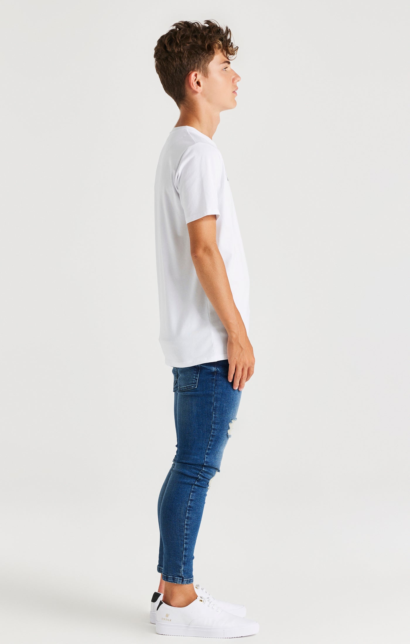 Laad de afbeelding in de Galerij viewer, Camiseta SikSilk con la marca - Blanco (3)